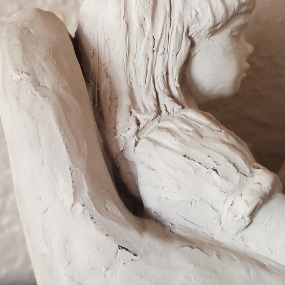 Vintage Austin Sculpture 'Tales and Tails' - Picture 13 of 16